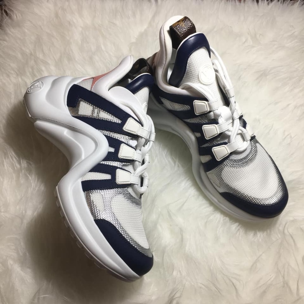 Louis Vuitton Archlight Sneakers - Picture 2 of 4